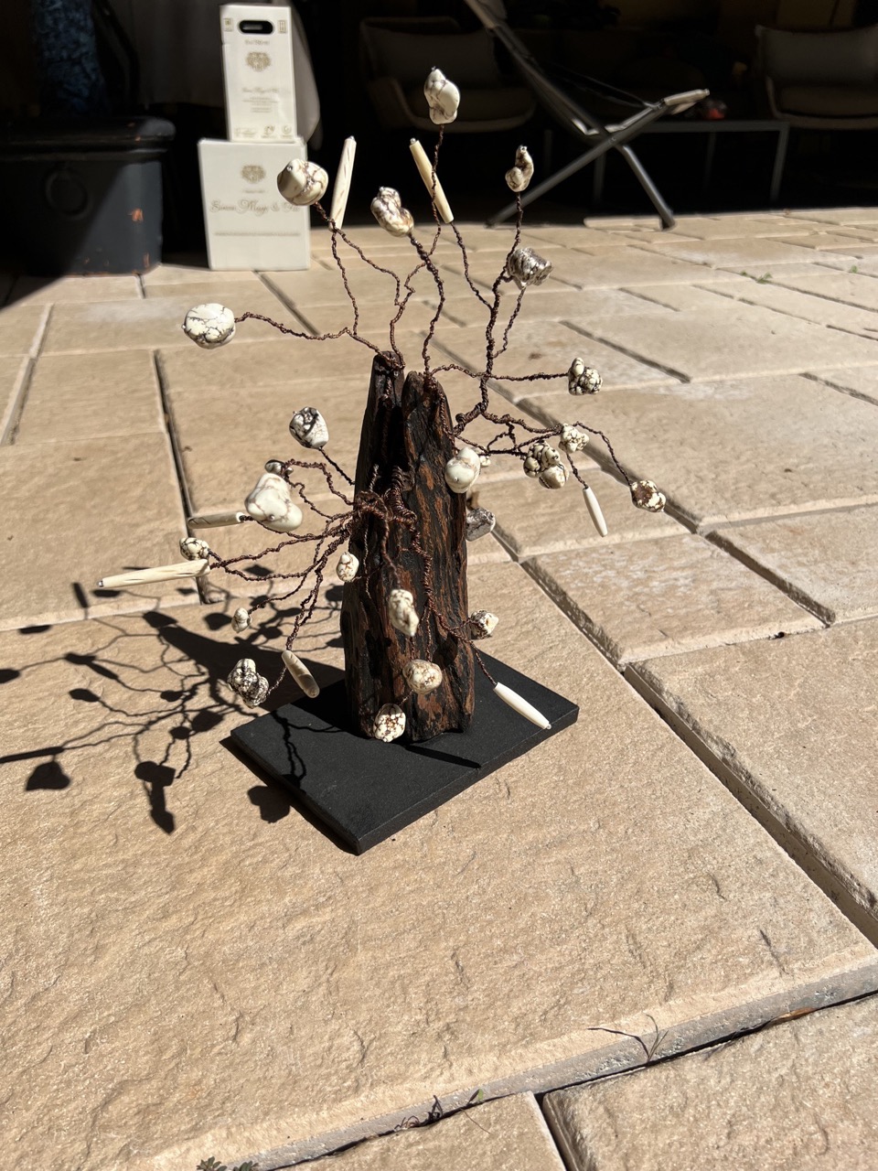 L'Arbre aux Pierres Blanches