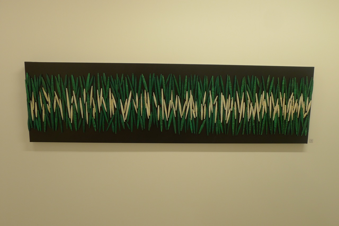 Ligne de bambous verts