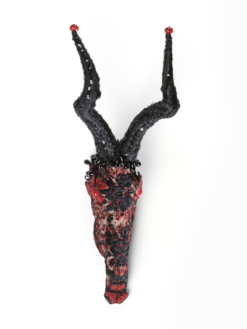 Masque de dentelle noire