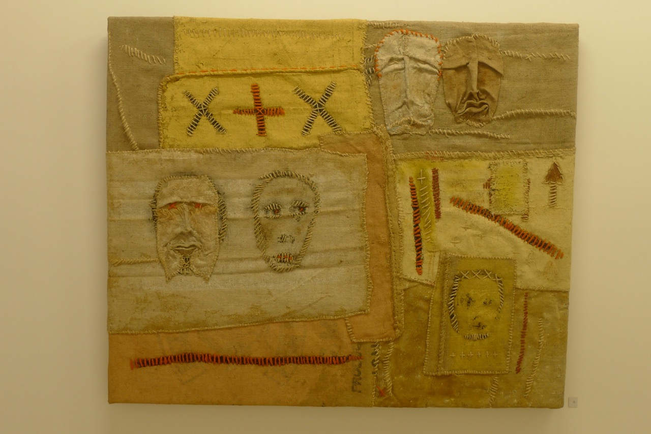 Visages cousus